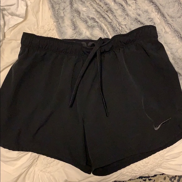 Nike shorts - Picture 1 of 1